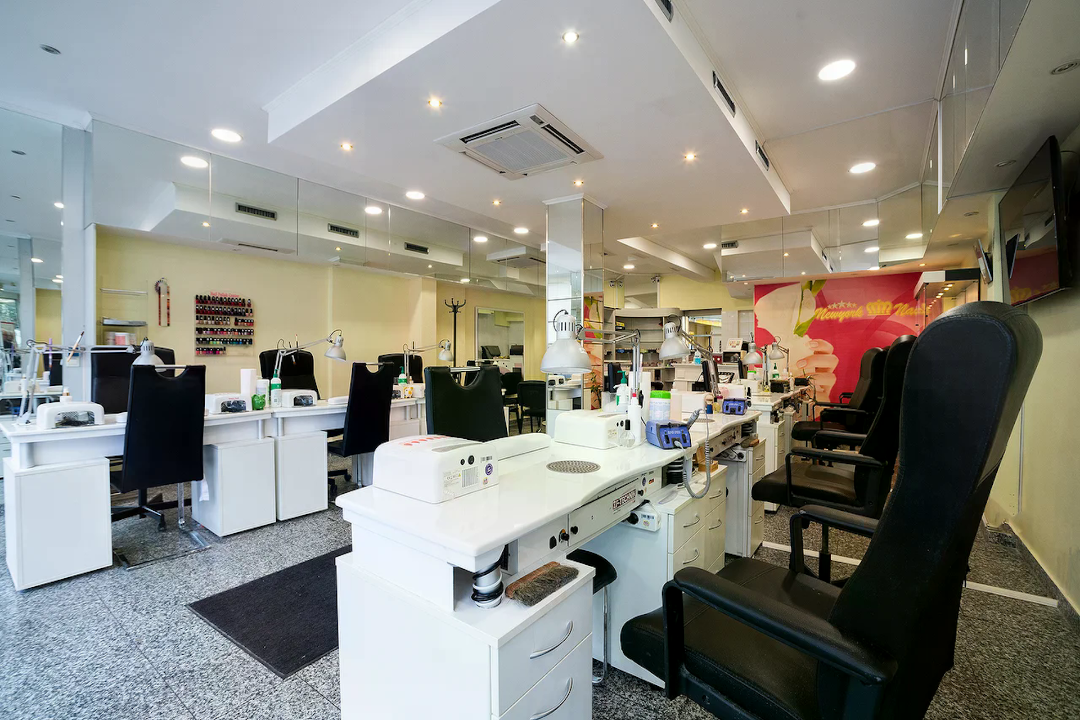 New York Nails - Goldbacher Str. 11A, Aschaffenburg