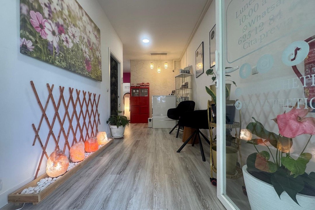Kiro Esthetic, Casco Antiguo, Comunidad de Madrid