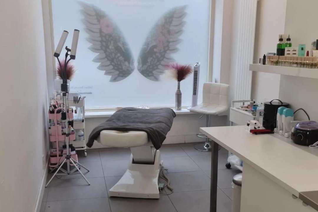 PMU & Beautysalon Lismahyra, West-Kruiskade, Rotterdam