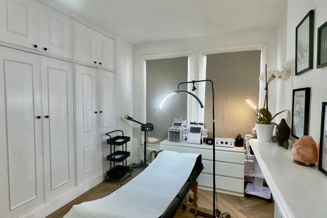 The Beauty Roomzz, Hither Green, London