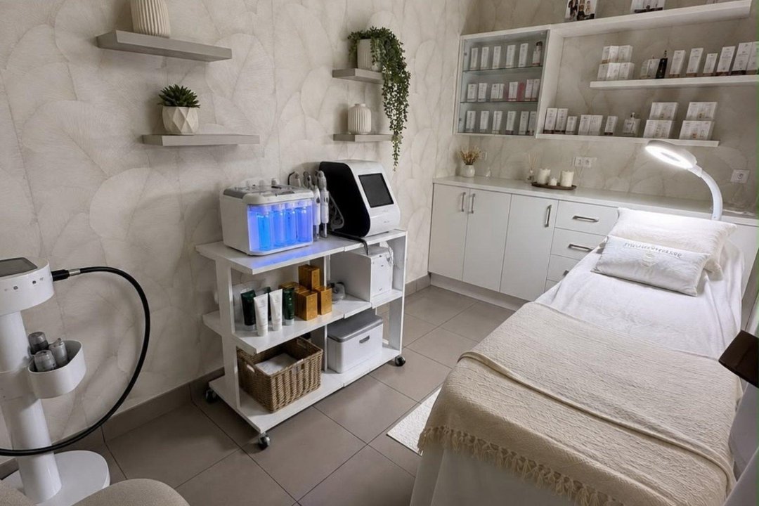 Stella Salvatore Wellness & Beauty, Malilla, Valencia