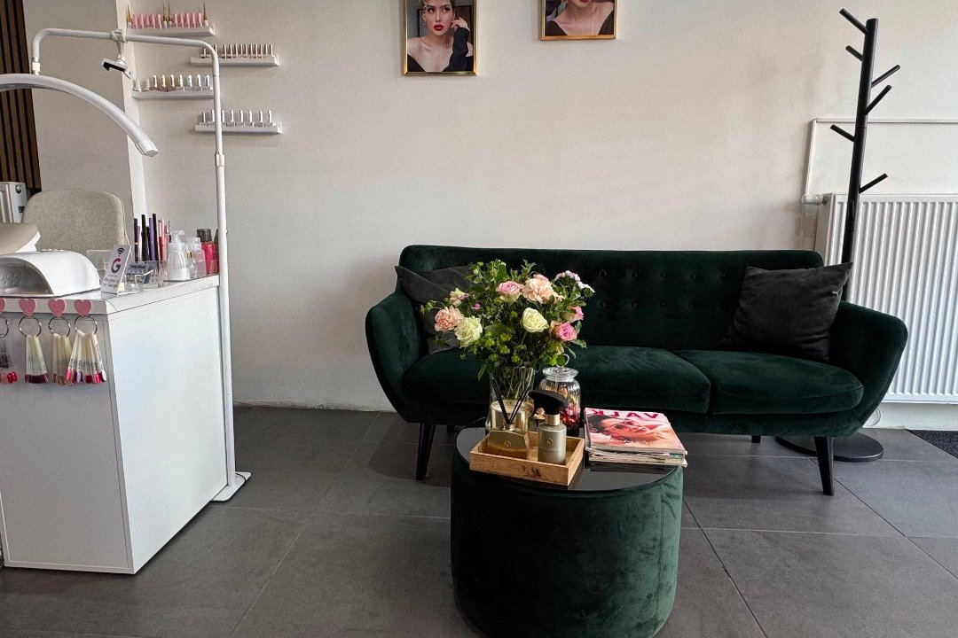 Lamisa Nailart, Herentalsebaan, Antwerpen