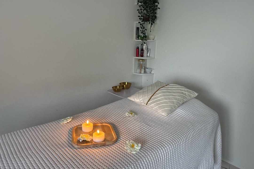 New Bronze Laser Esthétique 2, Montjoie - Longchamp, Uccle