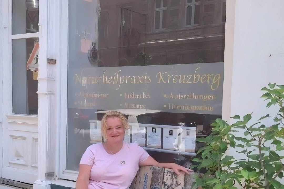 Naturheilpraxis & Massagen in Kreuzberg (nur für Frauen), Friedenau, Berlin