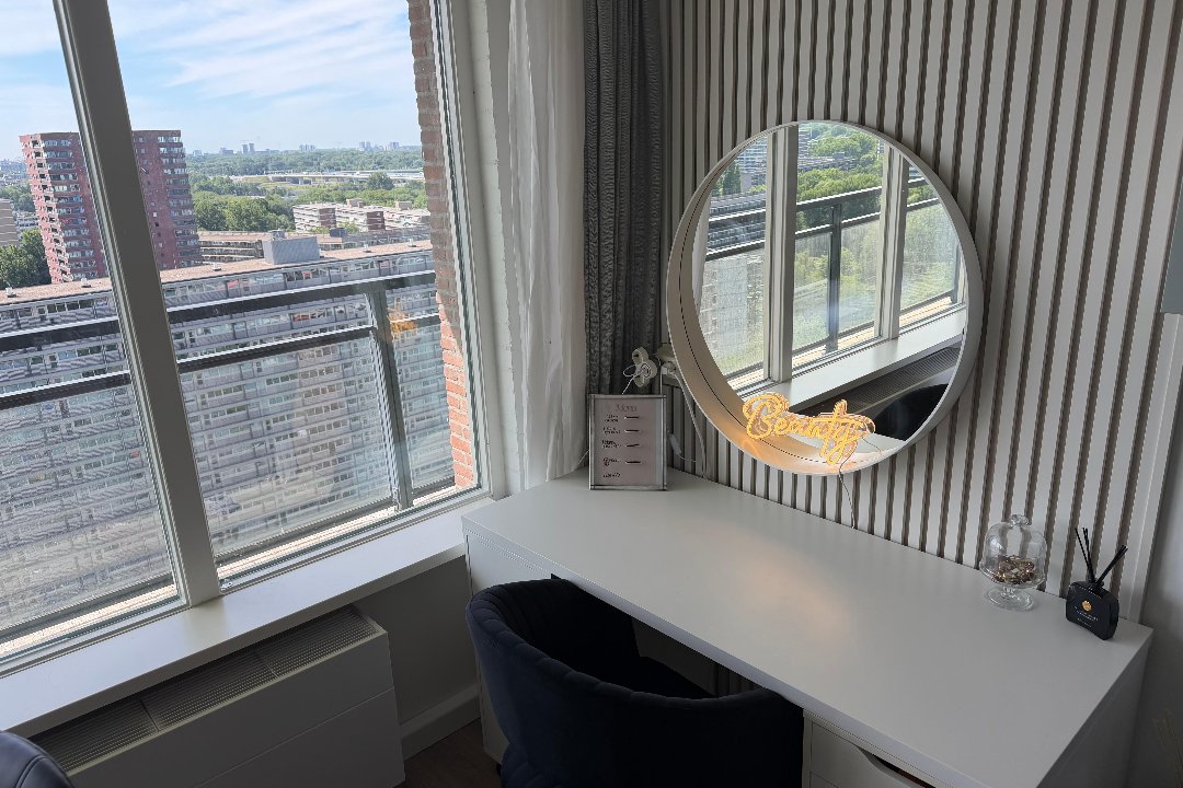 Roseli select beauty , Ommoord, Rotterdam