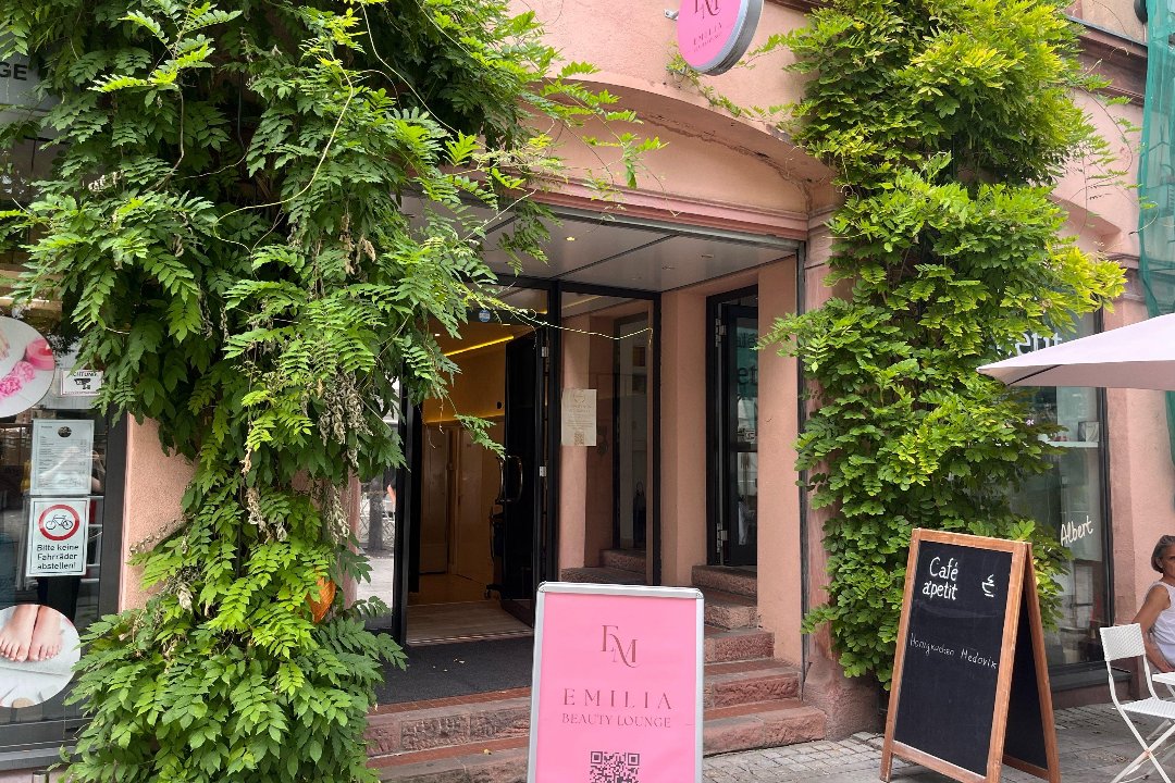 Emilia Beauty Lounge, Innenstadt, Wiesbaden