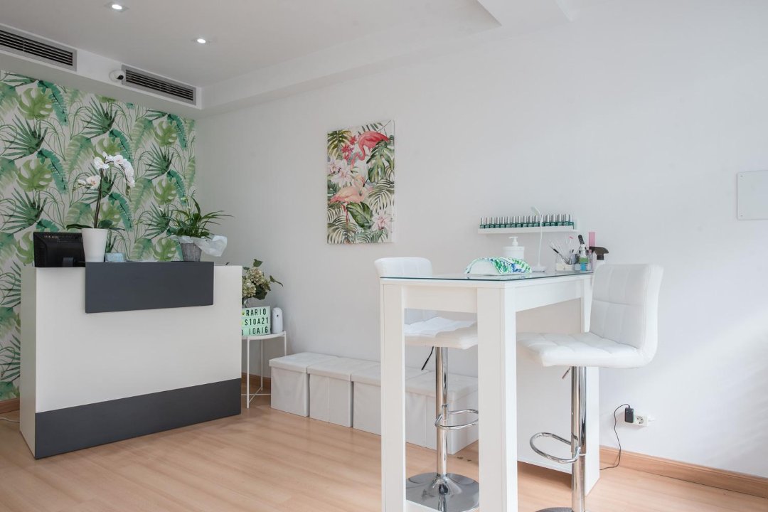 Le Salón Nails, Distrito Centro, Comunidad de Madrid