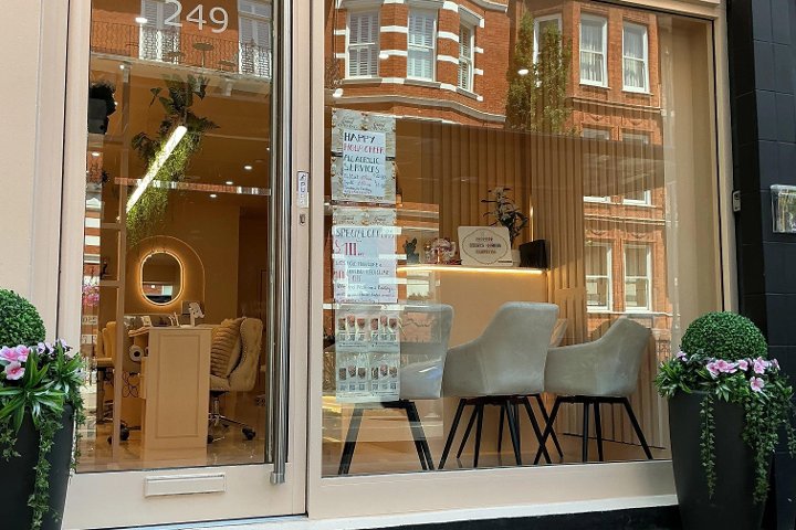 Lumi Nail Spa - Onglerie London - Photo de galerie - OneBooking