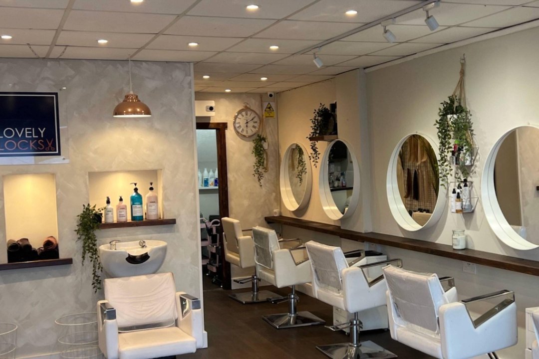 Lovelylocks Hair and Beauty, Little Sutton, Cheshire