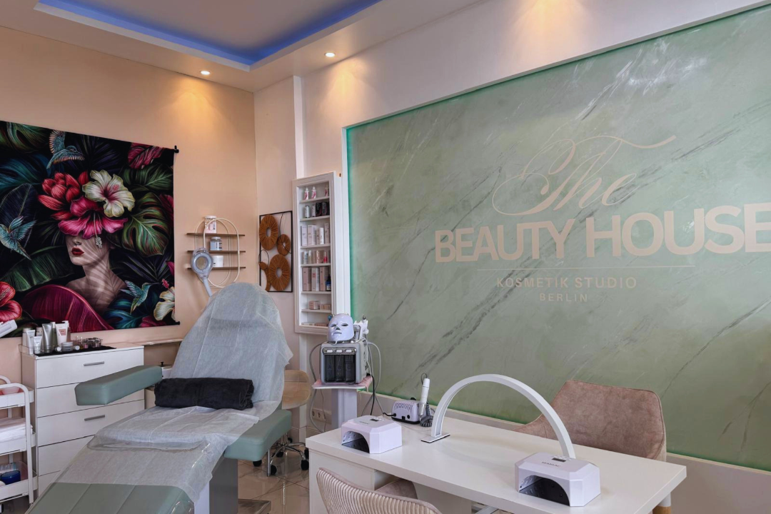 The Beauty House, Berlin, Antonplatz, Berlin