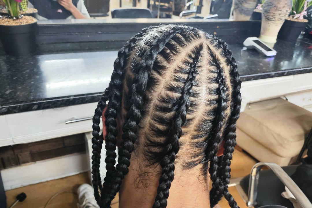 Modern Hair & Beauty Salon, Blenheim Shopping Centre, London