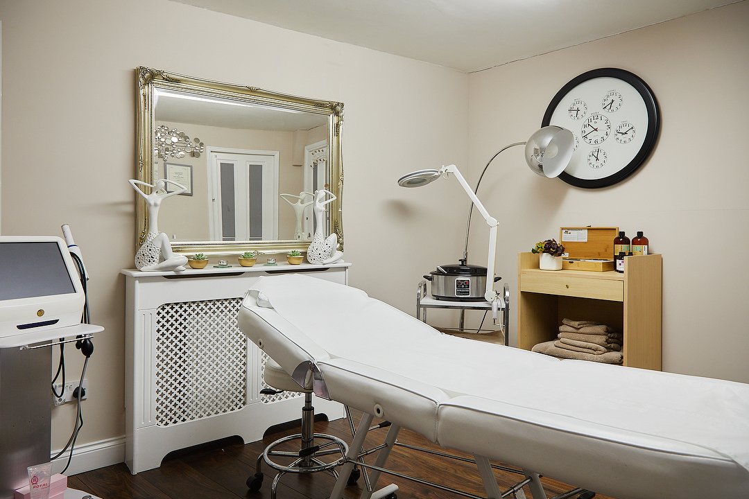 Piaf Beauty, Kew, London