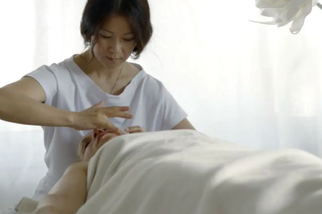 Marina Li - Kobido/Massage/FaceAnti-Age, Métro Pereire, Paris
