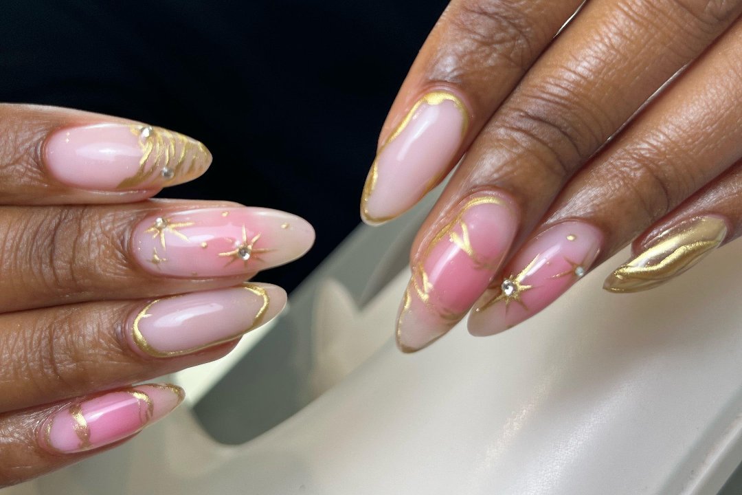 Maison Deni,Nail Atelier, Leamouth, London