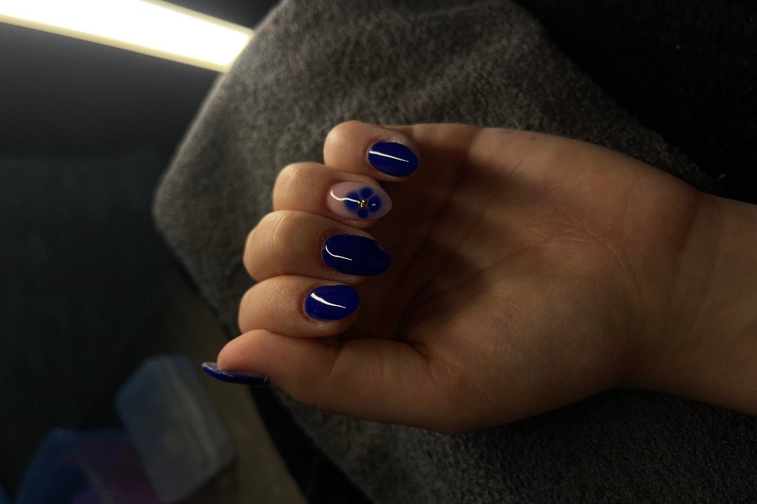 Dailynails antwerp, Brasschaat Bredabaan, Provincie Antwerpen