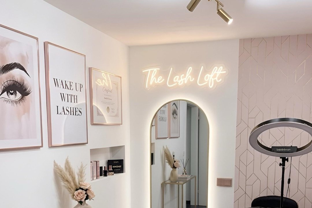Morena Top Lashes, Λάρισα, Thessaly