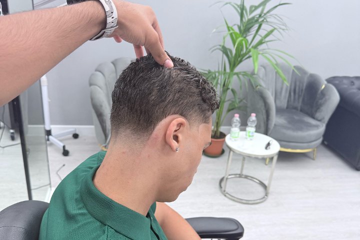 SO Fade Lounge - Barbier Roma RM - Photo de galerie - OneBooking