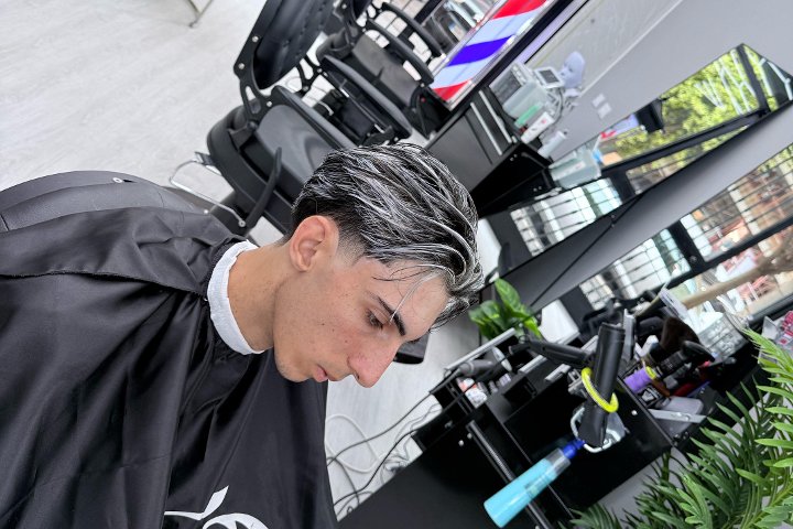 SO Fade Lounge - Barbier Roma RM - Photo de galerie - OneBooking
