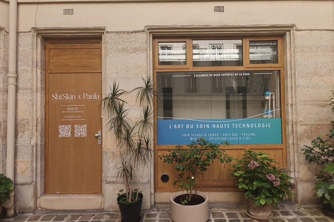 Paula Esthétique, Avenue des Champs-Elysées, Paris