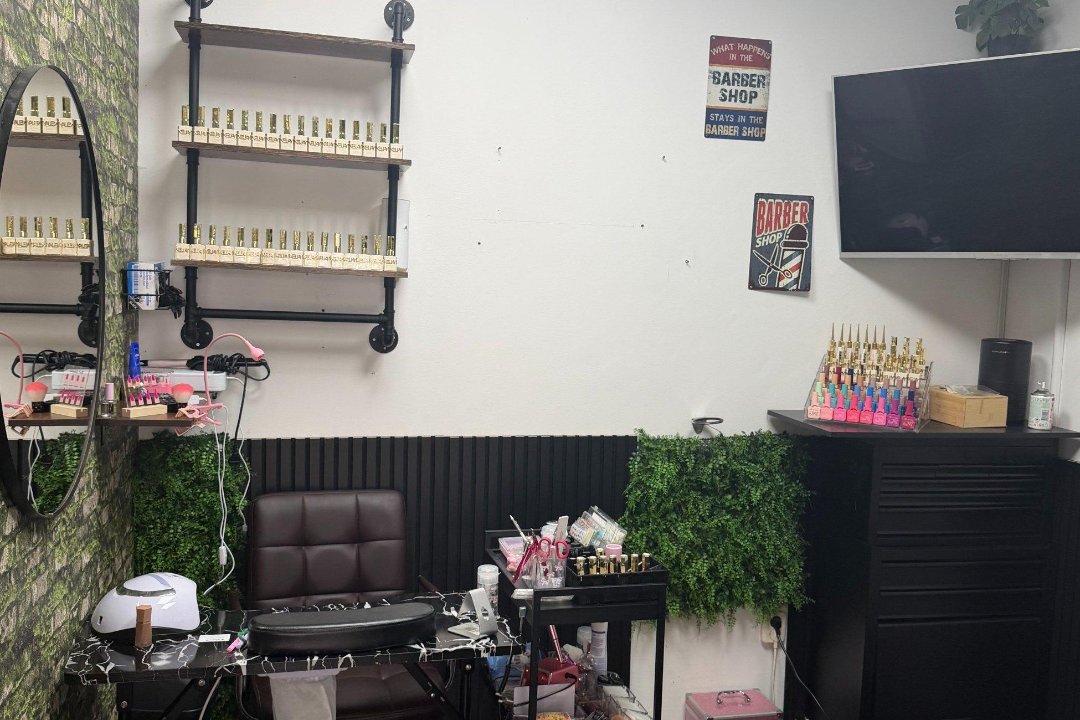 Mery Nail Studio, Croeselaan, Utrecht