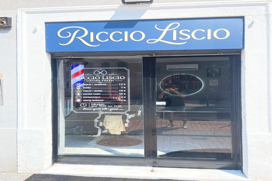 Riccio Liscio, Lambrate, Milano
