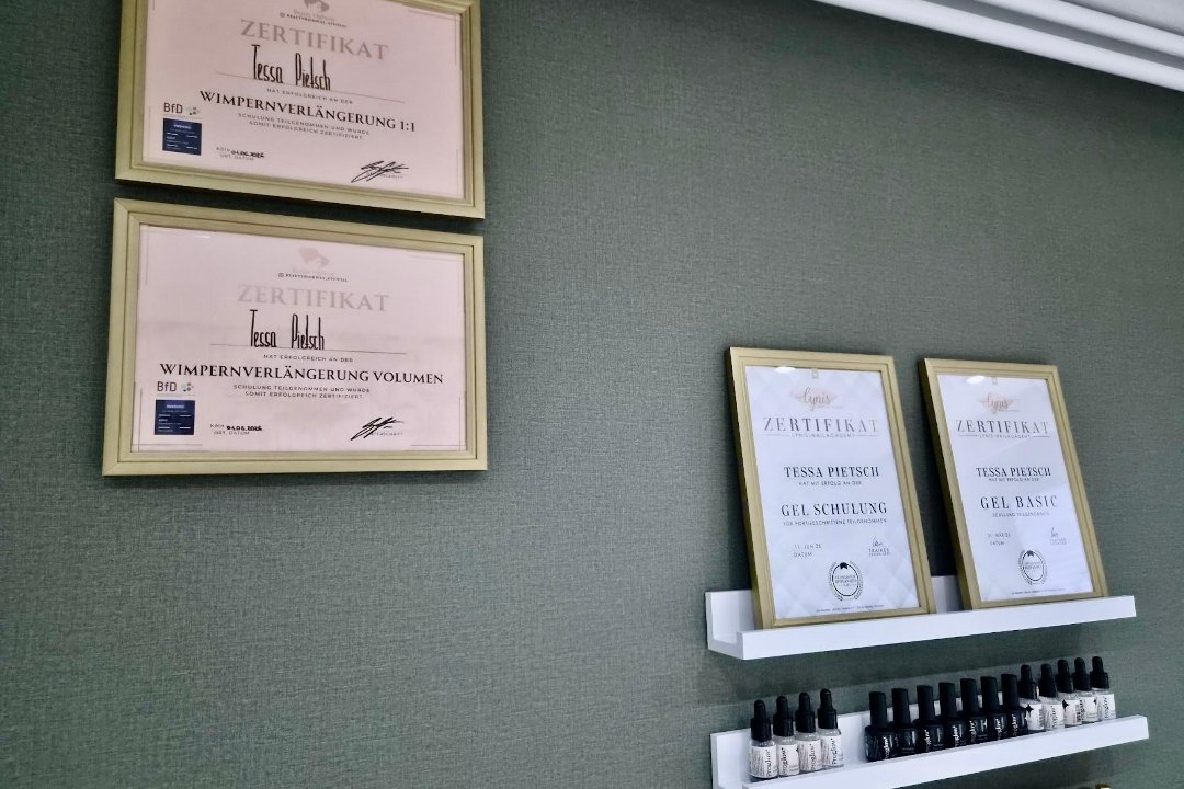Peachy Cosmetics, Lossatal
