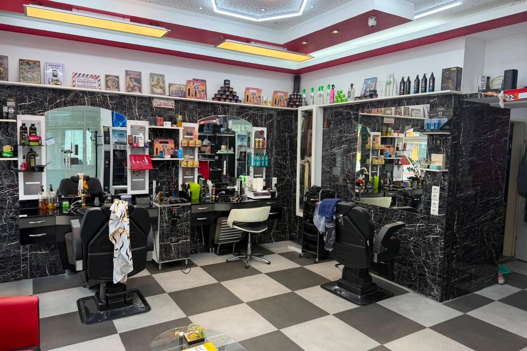 Oscar Alex Friseur & Barber Shop, Seekirchen am Wallersee, Salzburger Land