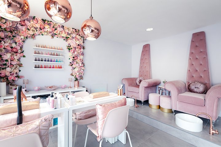 Nail Salon Near Burnaby