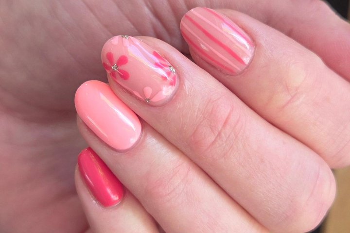 Bee You Nails - Onglerie Woolston - Photo de galerie - OneBooking