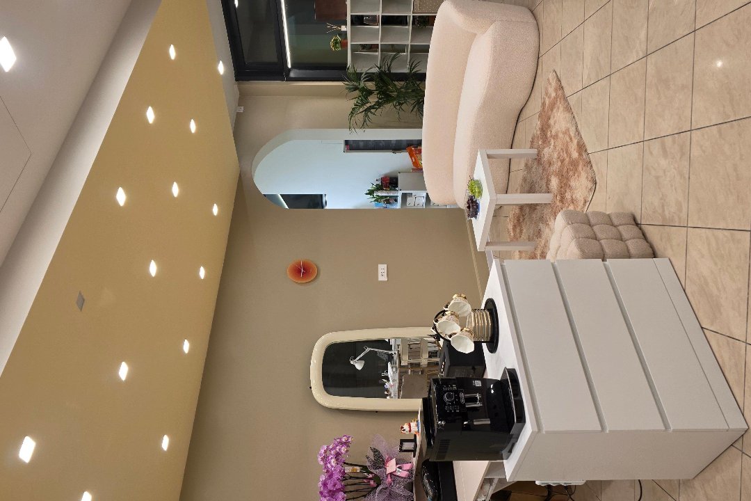 Zeta Beauty Studio, Villaggio Zeta, Modena