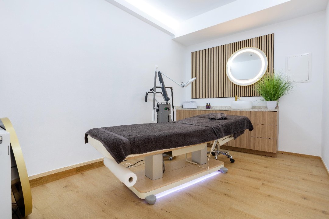 Kosmetik Cristina - Wien, 13. Bezirk, Wien