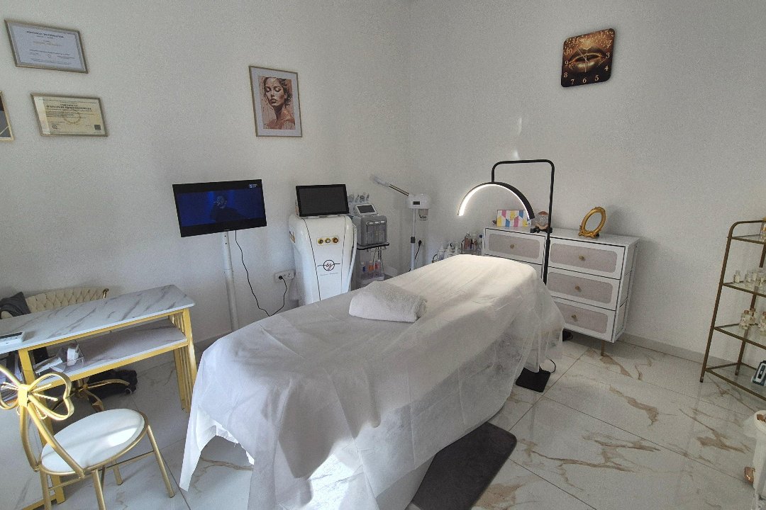 HM Beauty Salon/ Stellaglittermarseille, La Fourragère, Marseille