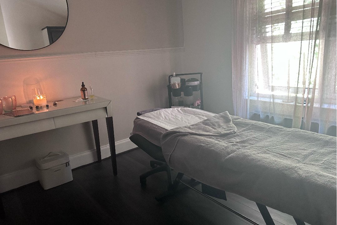 R. L Therapies @Saint Pearl, Bromsgrove, Worcestershire