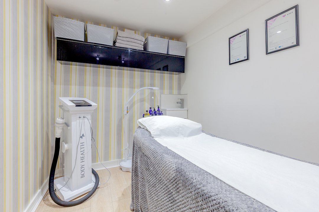 Flavia Massage & Beauty, Fulham Road, London