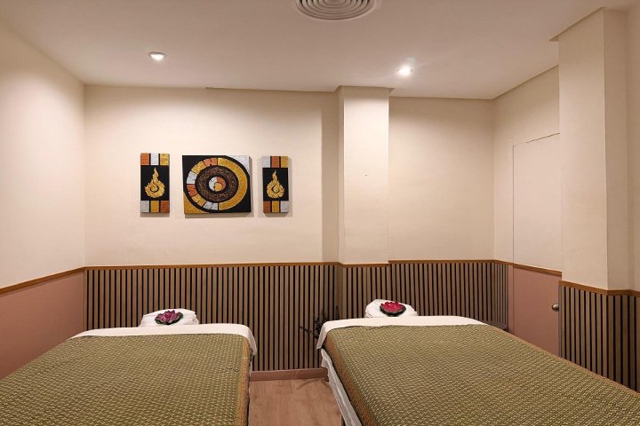 Royal Lotus Thai Massage Sevilla - Massage Sevilla - Photo de galerie - OneBooking