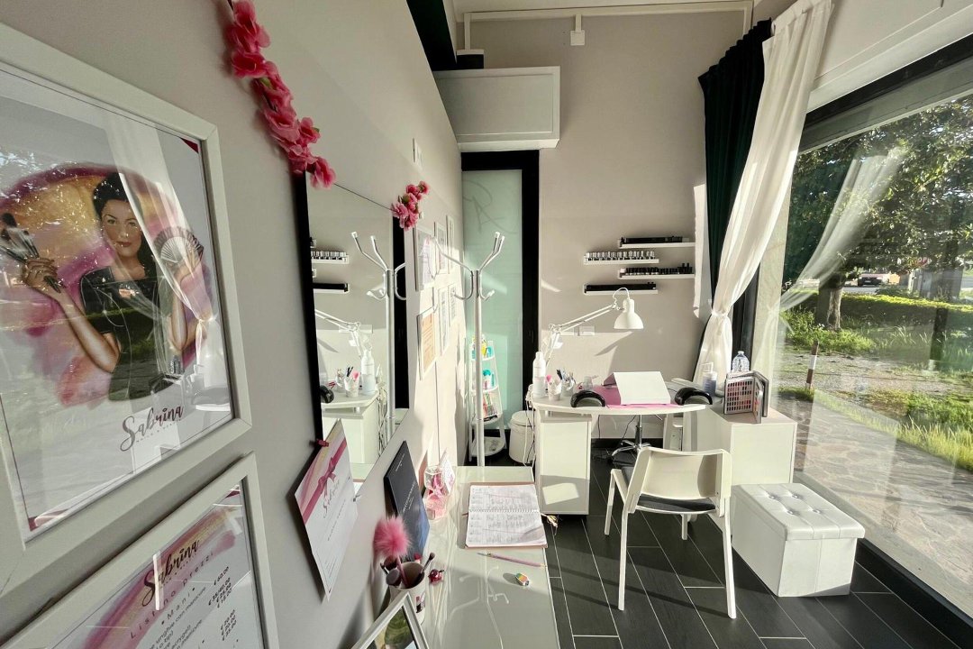 Sabrina Nails&Beauty, Lido di Camaiore, Toscana