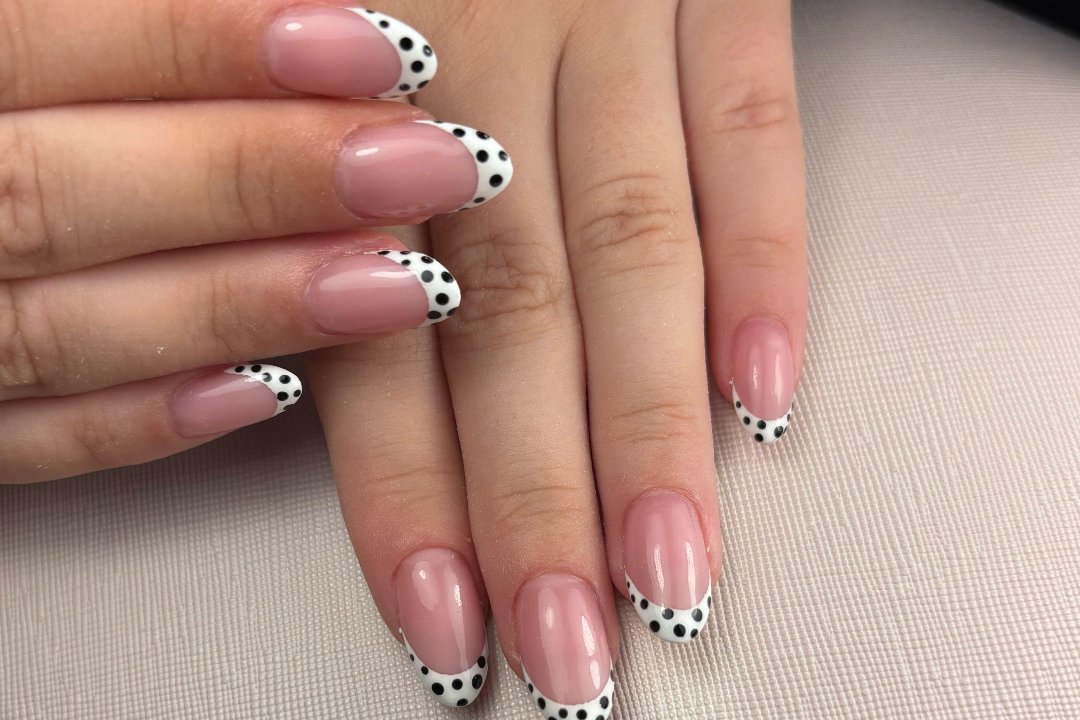Reina Nail Art Nagelstudio, Spittelberg, Wien