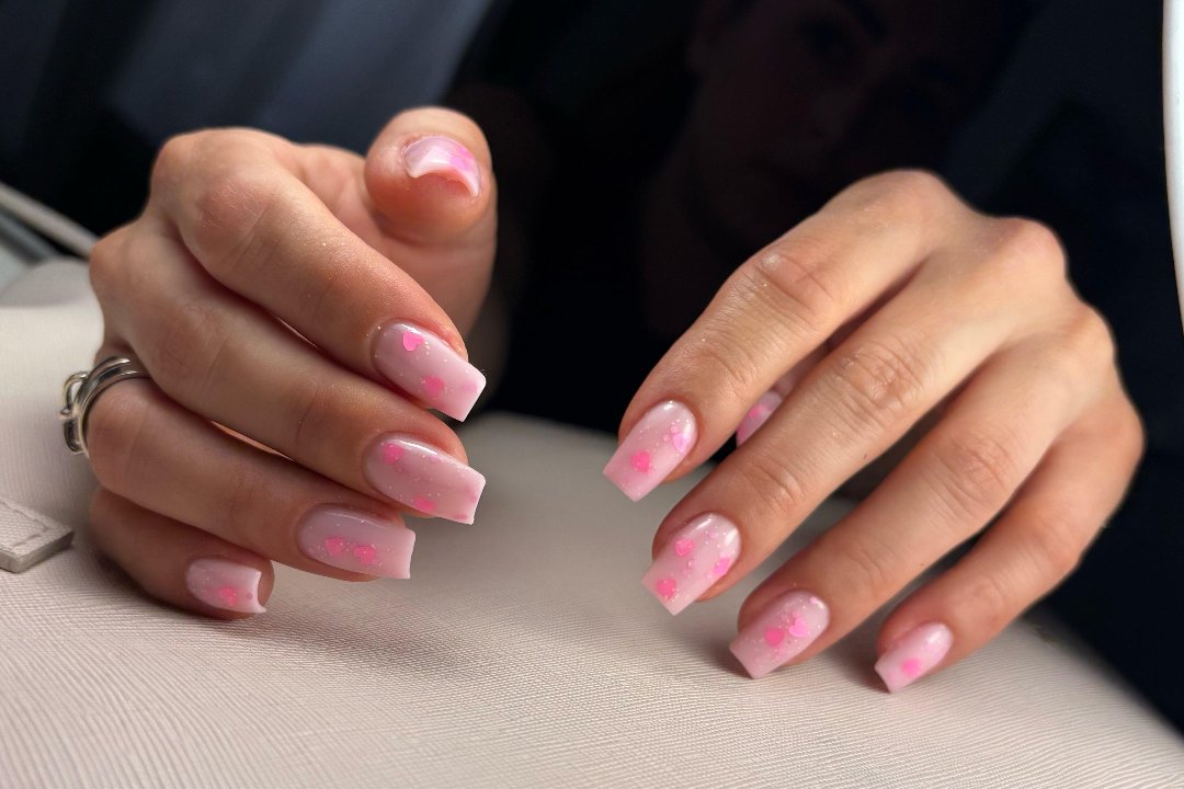 MT Reina Nail Art Nagelstudio, Spittelberg, Wien