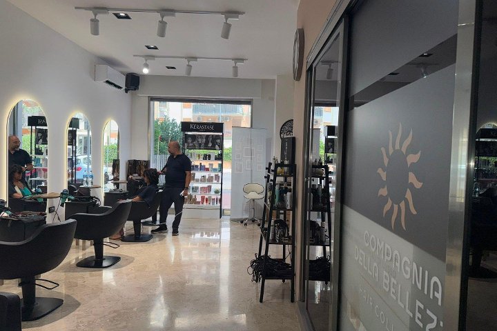 Compagnia della Bellezza - La Barbera Parrucchieri - Coiffure Palermo - Photo de galerie - OneBooking