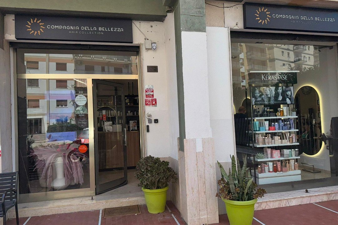 Compagnia della Bellezza - La Barbera Parrucchieri, San Lorenzo, Palermo