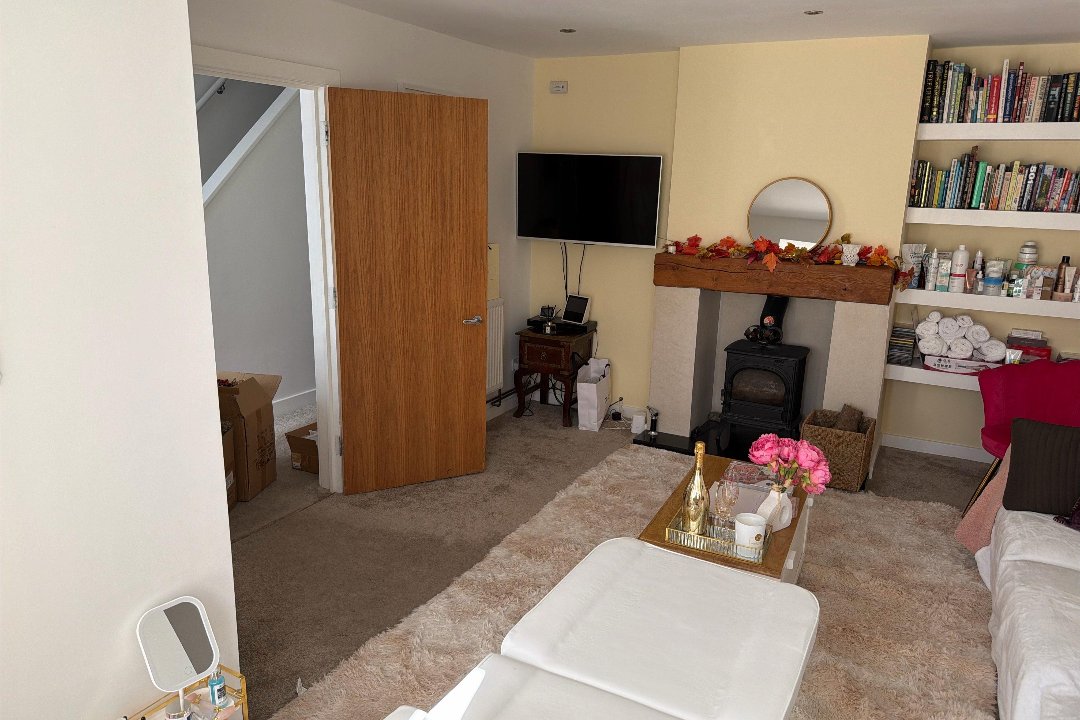 Glow Luxe, Crawley, West Sussex