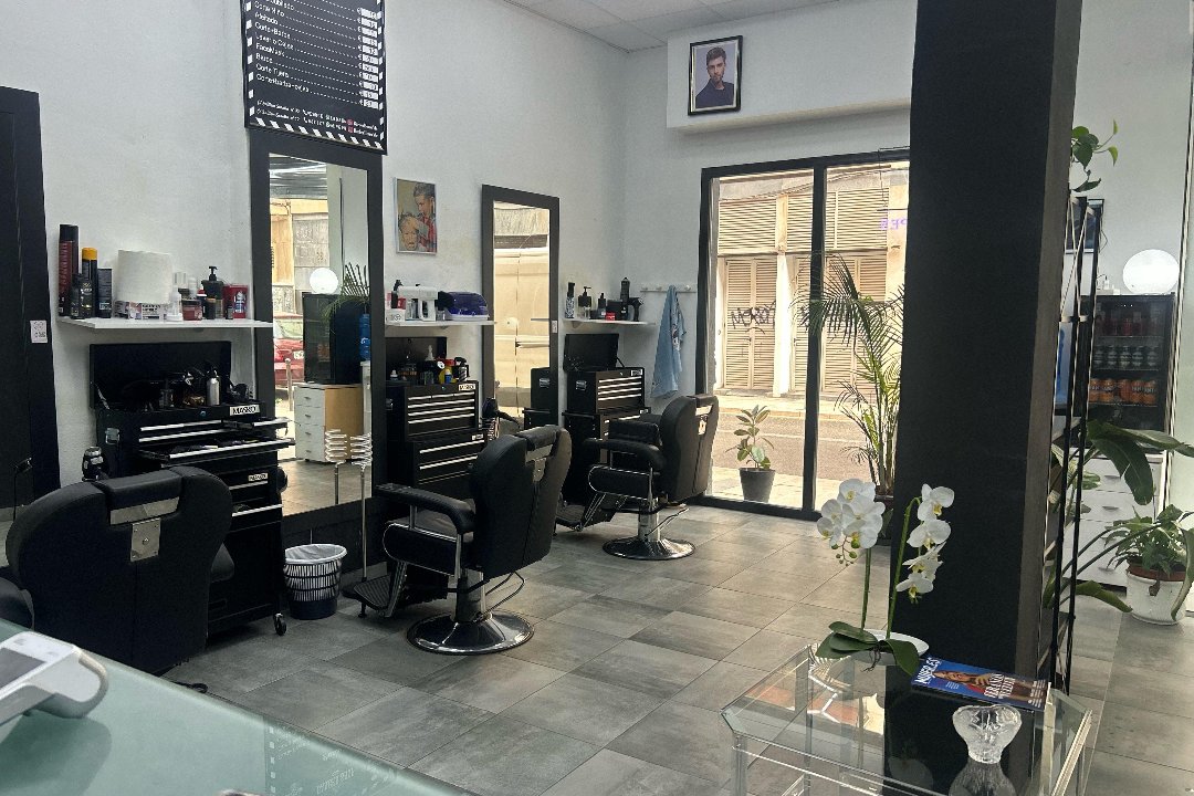 The barber house 35, El Pilar, Valencia