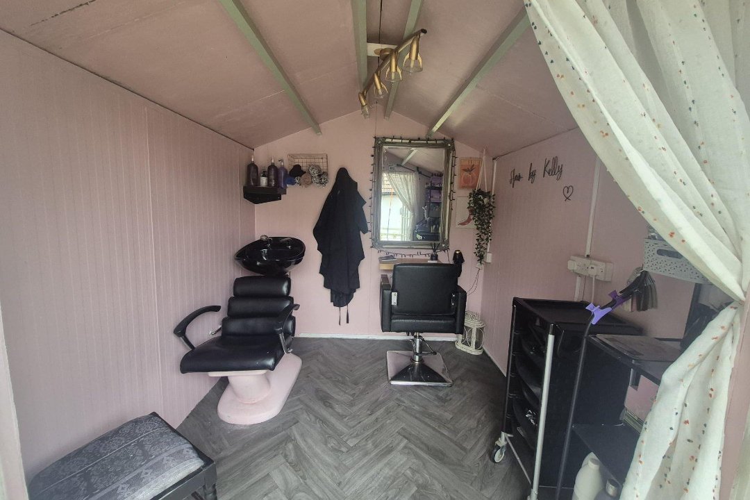 Kellystylistic, Ossett, Wakefield
