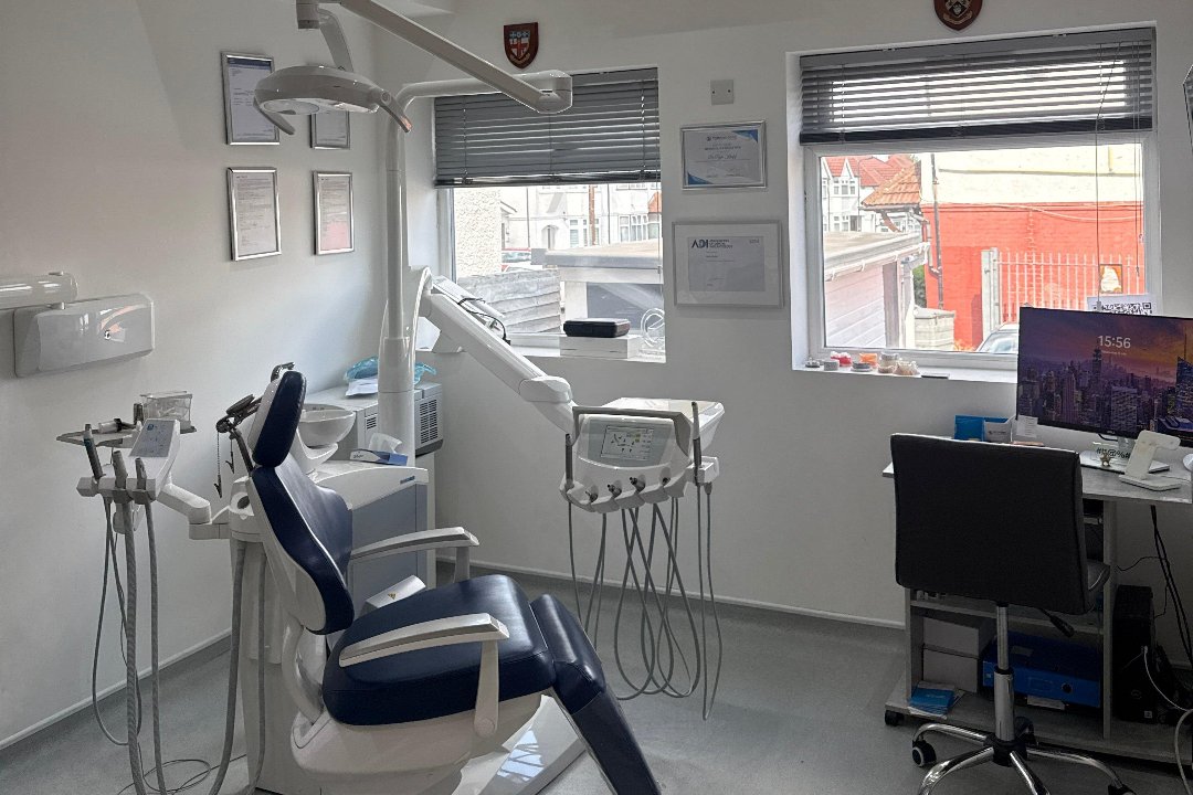 InjectedByR - Kingsbury, West Hendon, London
