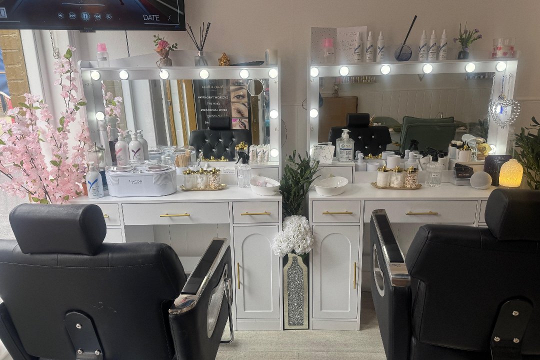 MJ Beauty & Brows, Wantage, Oxfordshire