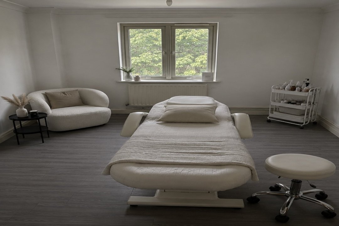 Kiki Beauty Lounge, New Cross Road, London