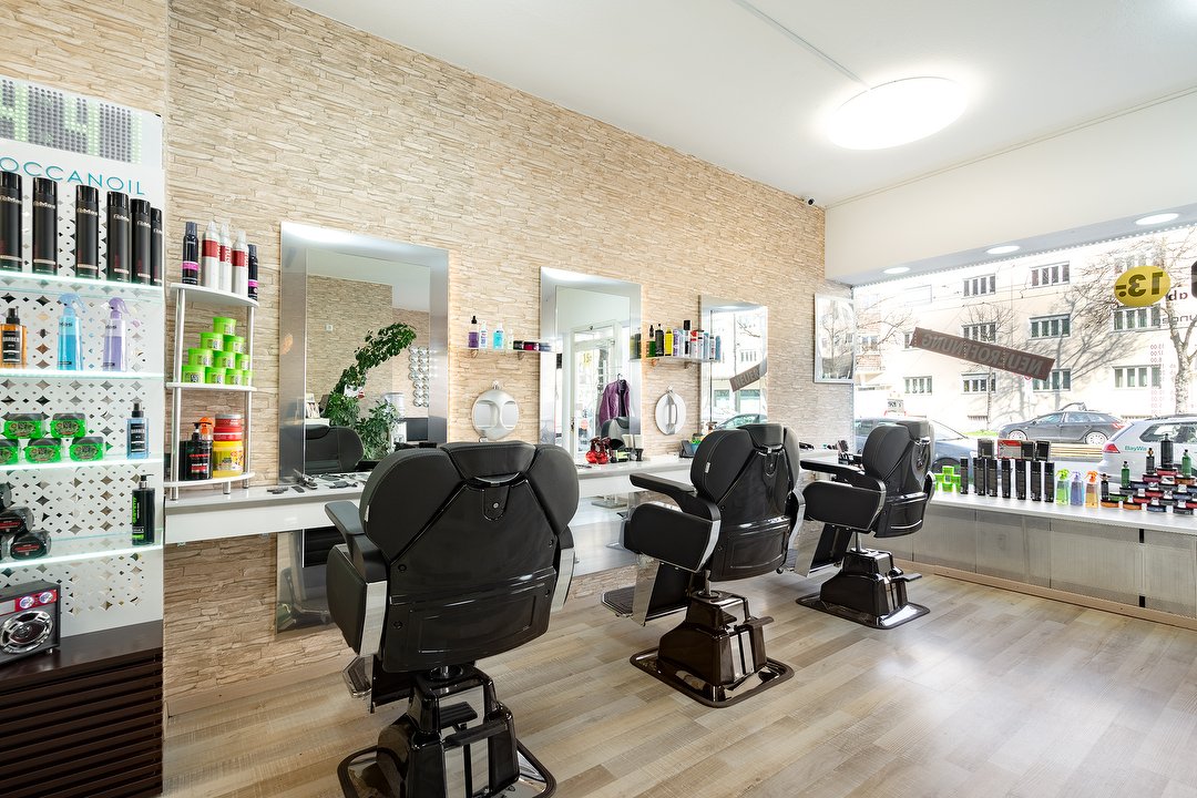 Friseure Und Friseursalons In Der Nahe Von Milbertshofen Am Hart Munchen Treatwell