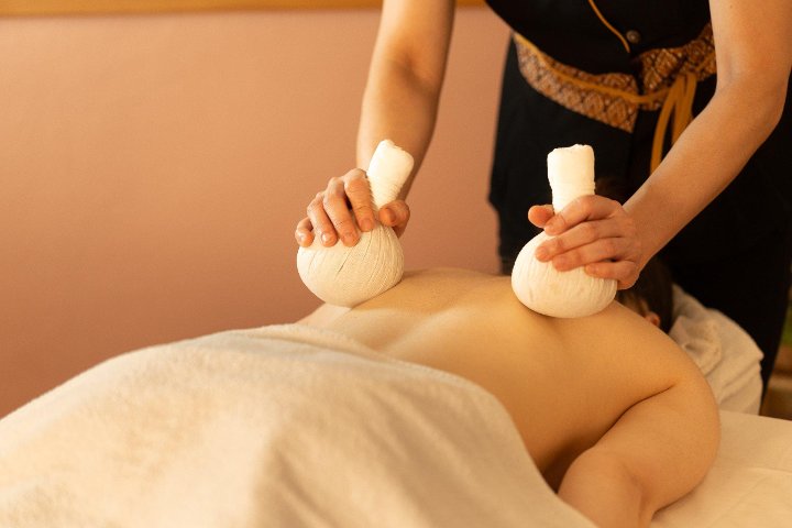 Royal Lotus Thai Massage Sevilla - Massage Sevilla - Photo de galerie - OneBooking
