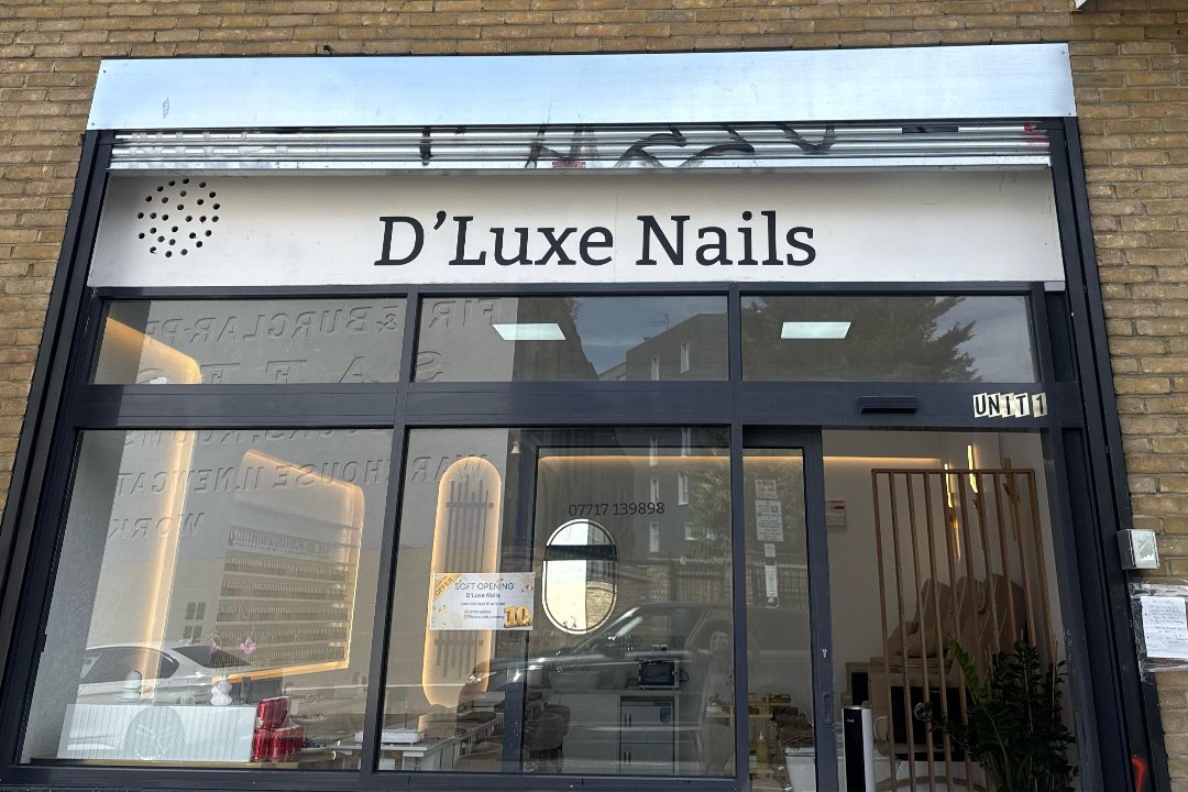 D’Luxe Nails, Cambridge Heath, London