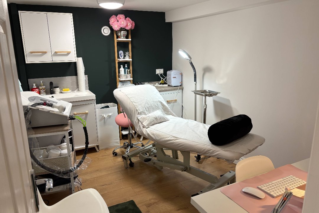 Raquel Menezes Aesthetic Medicine, Pitsford, Northamptonshire